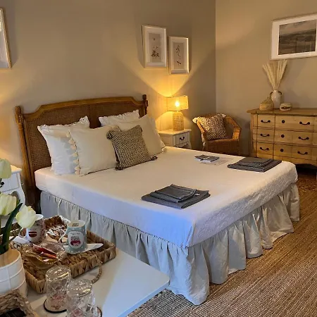 Bed & Breakfast House And Garden